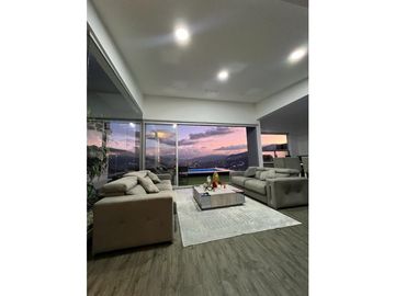 Vendo hermosa casa en Parcelación Carolina del Norte