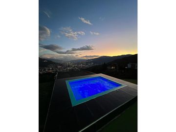Vendo hermosa casa en Parcelación Carolina del Norte