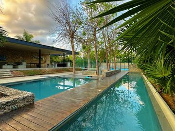 Venta de casa con 4 recámaras en Residencial Arbórea