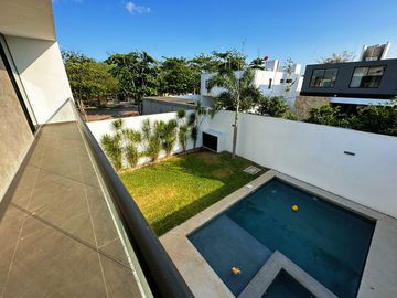 Venta de casa con 4 recámaras en Residencial Arbórea