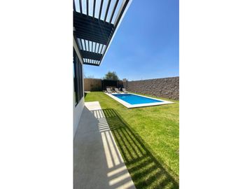 Casa En Venta Dentro De Fraccionamiento En Metepec Atlixco Puebla