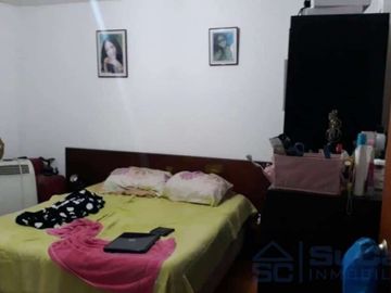 Casa grande y amplia para invertir