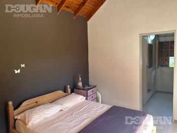 Casa con pileta y gas natural en Nuevo Merlo