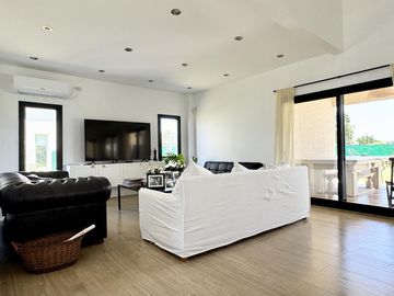 Casa en venta barrio Lagos de Canning