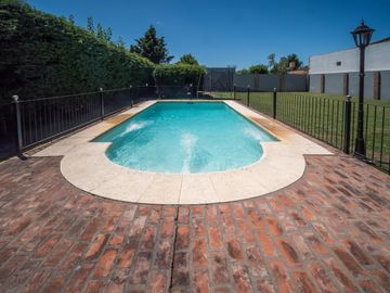 Casa en  venta, city bell, 481 e/ 30 y 31