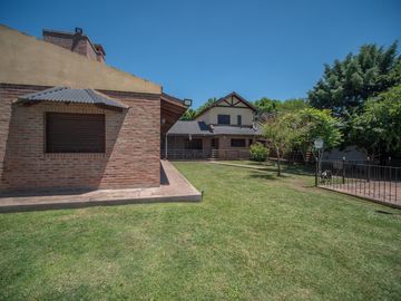 Casa en  venta, city bell, 481 e/ 30 y 31