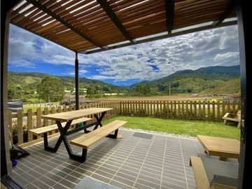Venta Casa Campestre NUEVA unidad cerrada El Retiro