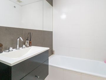 VENTA - 3 AMB c/ jardín propio - Cochera - Bau - Villa Urquiza