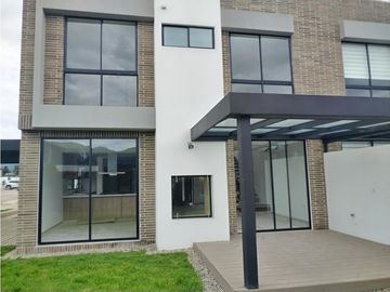 VENDO CASA CAMPESTRE 152 M2 MERLOT CHA | 025