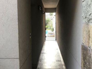 Casa 4 ambientes VENTA Banfield