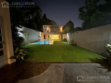 Casa 4 ambientes VENTA Banfield