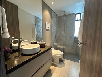 Casa campestre amoblada en venta sector Avenida Centenario