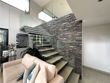 Casa campestre amoblada en venta sector Avenida Centenario