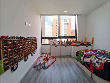 Apartamento en la Loma de las Brujas piso alto