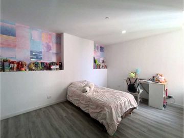 Apartamento en la Loma de las Brujas piso alto