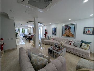 SE VENDE AMPLIA CASA EN VILLA CAMPESTRE