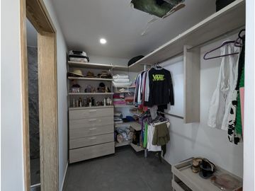 SE VENDE AMPLIA CASA EN VILLA CAMPESTRE