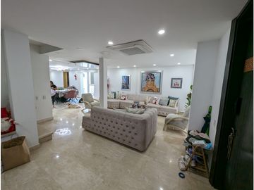SE VENDE AMPLIA CASA EN VILLA CAMPESTRE