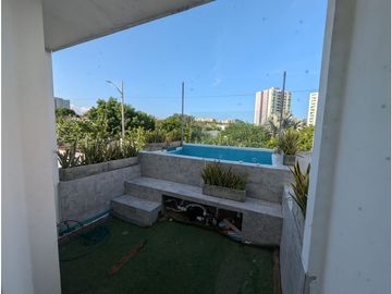 SE VENDE AMPLIA CASA EN VILLA CAMPESTRE