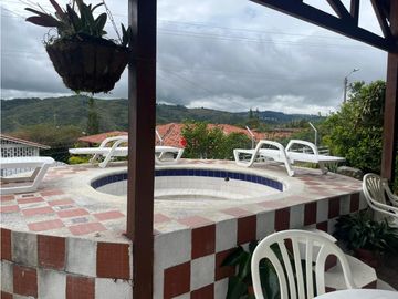 OPORTUNIDAD VENDO CASA CAMPESTRE EN CONDOMINIO LAGO CALIMA