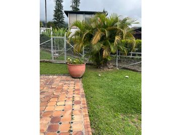 OPORTUNIDAD VENDO CASA CAMPESTRE EN CONDOMINIO LAGO CALIMA