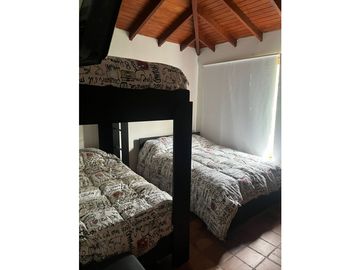 OPORTUNIDAD VENDO CASA CAMPESTRE EN CONDOMINIO LAGO CALIMA