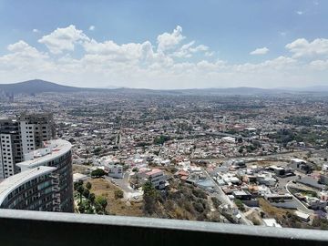 VENTA DEPARTAMENTO PH EN QUERÉTARO, TORRE ADAMANT EL CAMPANARIO