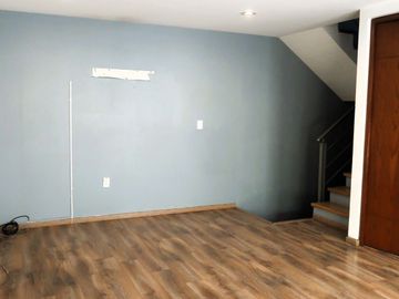 Venta de casa en condominio en San Pedro de Los Pinos