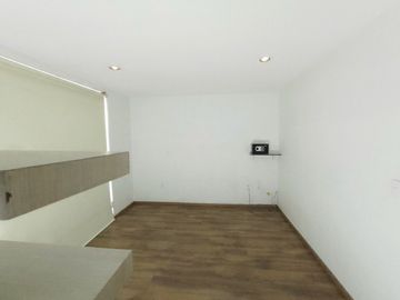 Venta de casa en condominio en San Pedro de Los Pinos