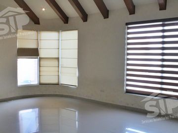 Residencia  en Venta en Villas de  San Miguel Saltillo