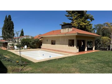 VENDE CASA EN DALVIAN barrio privado