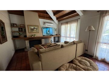 VENDE CASA EN DALVIAN barrio privado