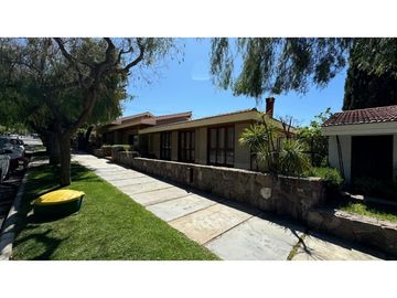 VENDE CASA EN DALVIAN barrio privado