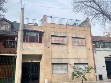 Venta depto PH 4 amb 2 Patios 2 baños P. Chacabuco