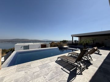 Casa en Fraccionamiento en Tequesquitengo Jojutla - ITI-2056-Fr