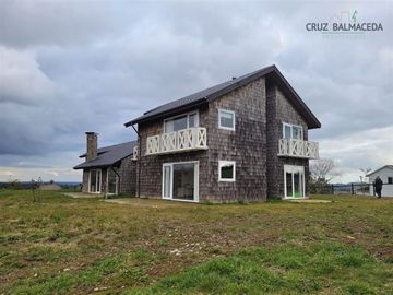 Casa en Venta en Línea Nueva