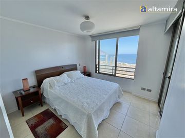 Departamento en Venta en Edificio Báltico piso 21 (Cond. Tres Mares)
