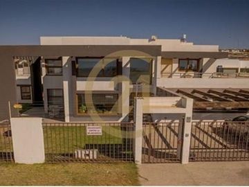Vende casa sector Residencial de Peñuelas