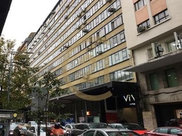 SE VENDE OFICINA EN CALLE AGUSTINAS