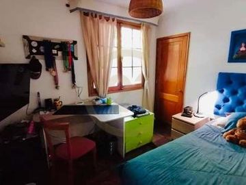 SE VENDE CASA EXCELENTE UBICACIÓN LAS CONDES