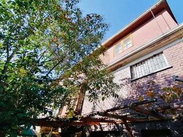 SE VENDE CASA EXCELENTE UBICACIÓN LAS CONDES