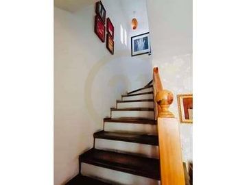 SE VENDE CASA EXCELENTE UBICACIÓN LAS CONDES