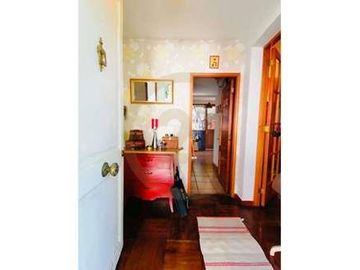 SE VENDE CASA EXCELENTE UBICACIÓN LAS CONDES
