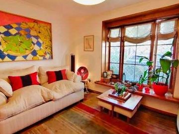 SE VENDE CASA EXCELENTE UBICACIÓN LAS CONDES