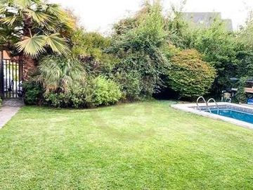 VENTA CASA EN CONDOMINIO LO BARNECHEA