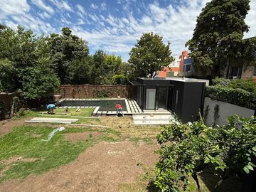 Magnífica casa en Belgrano R totalmente refaccionada con gran jardín y pileta,