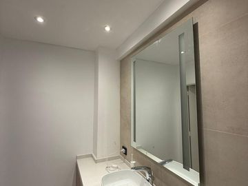 Magnífica casa en Belgrano R totalmente refaccionada con gran jardín y pileta,