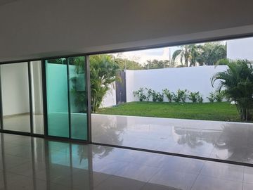 RESIDENCIA VENTA EN RESIDENCIAL DEL  NORTE, TEMOZON NORTE