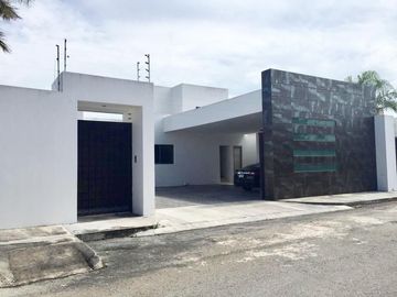 RESIDENCIA VENTA EN RESIDENCIAL DEL  NORTE, TEMOZON NORTE