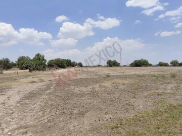 130,000m2 atrás de casas Quma, Tizayuca. Para desarrollo habitacional, industrial o comercial.